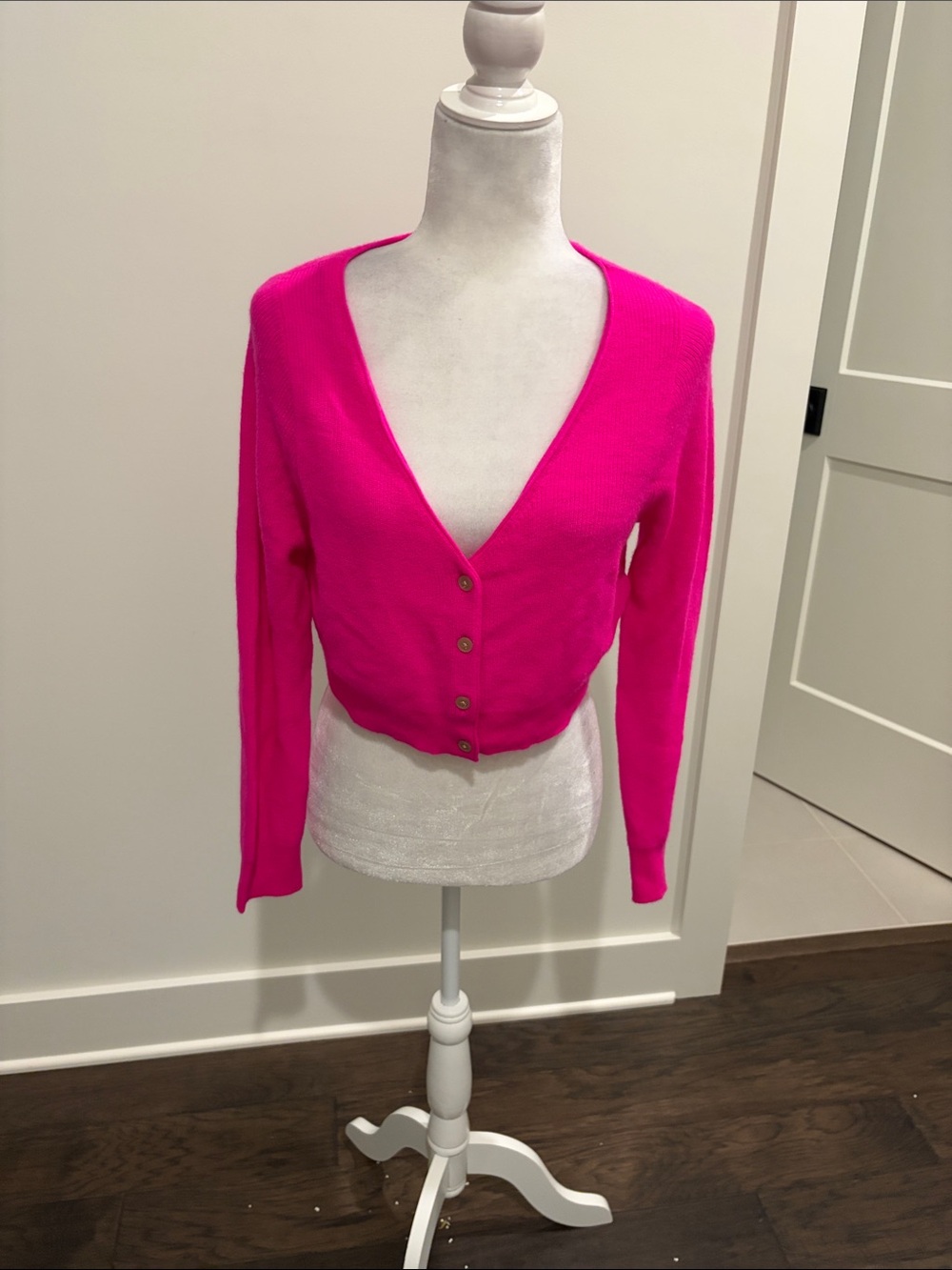 New With Tags JCrew Bright Oink Cropped Cashmere Cardigan Sz M